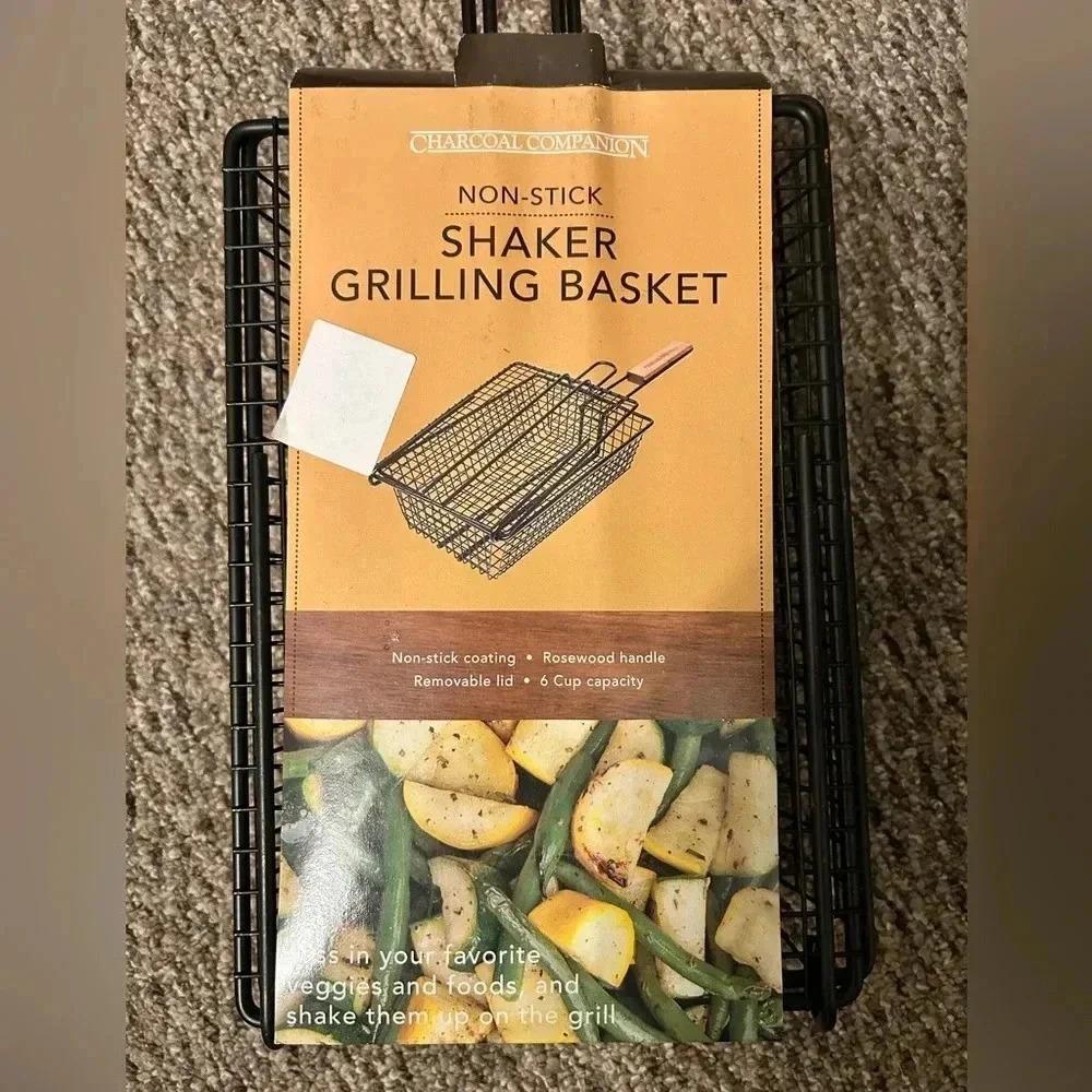 Charcoal Companion  non stick shaker grilling basket new